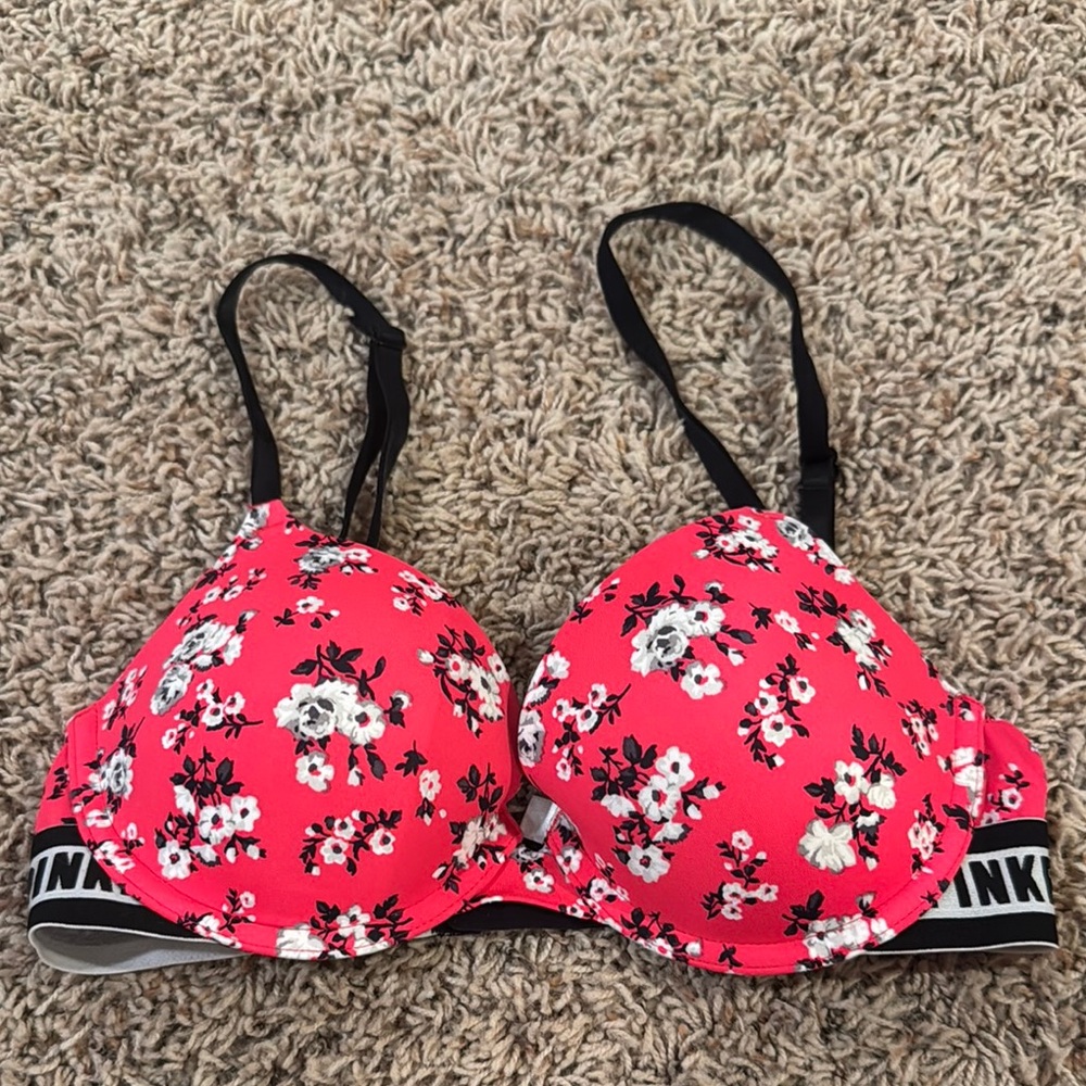 PINK Victoria's Secret Floral Sports Bra